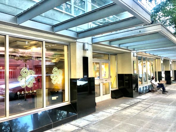 Concord Condominium : 2929 1st Ave, Seattle, WA 98121
